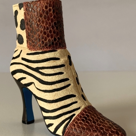 Other - Raine You Animal You Mini Shoe W/Box #25111